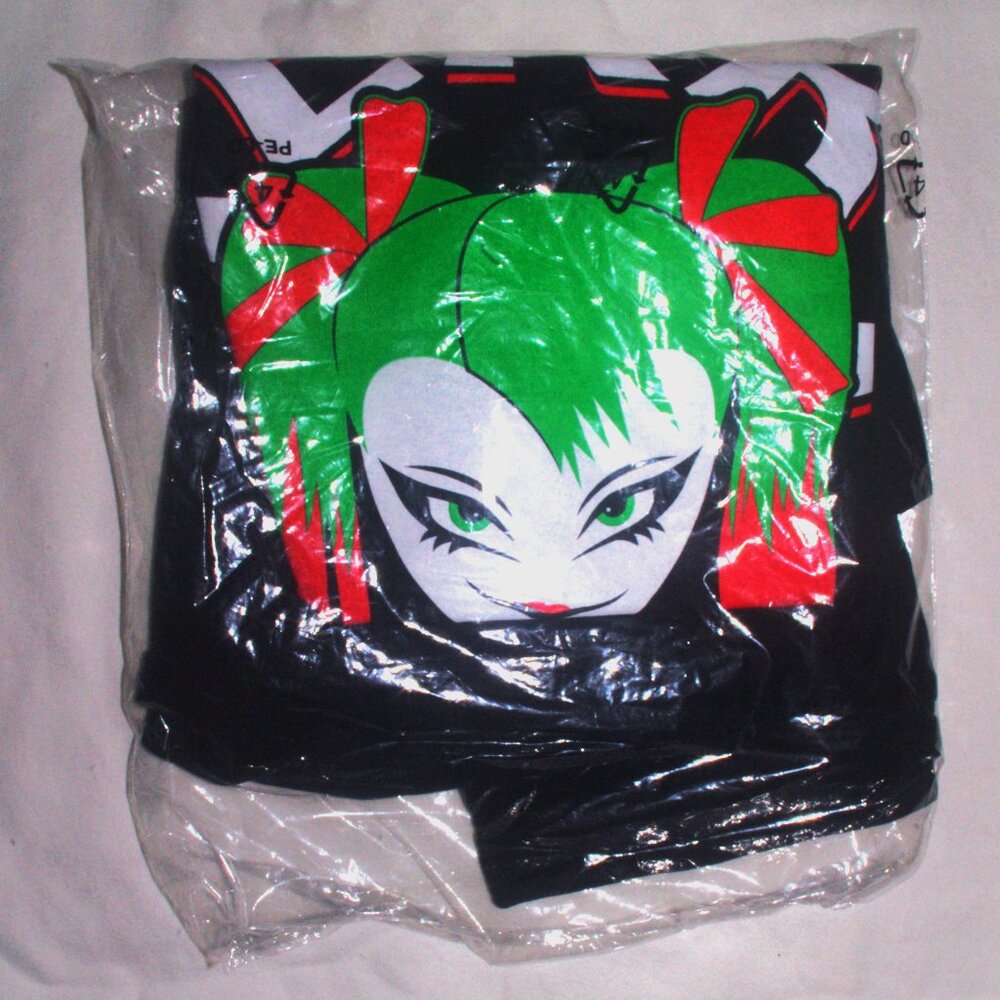 Alexa Bliss Merry Blissmas Tee Shirt size L NEW IN BAG 2017 WWE Christmas Theme